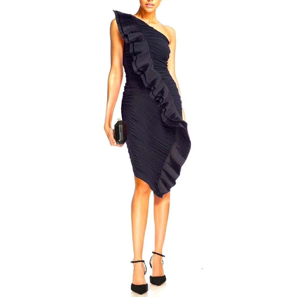 Badgley Mischka // One33 Social | Ruched Cocktail Dress | Black | Size 6